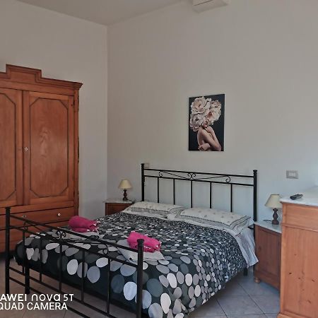グスピニ L'Abete Bed & Breakfast エクステリア 写真